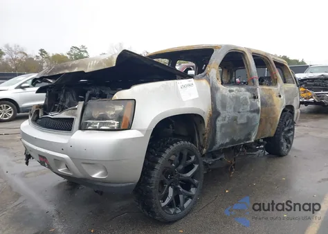 2010 Chevrolet Tahoe Ls z USA, uszkodzony, nr VIN 1GNMCAE36AR239770